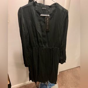 Beautiful flowy lightweight womens dress